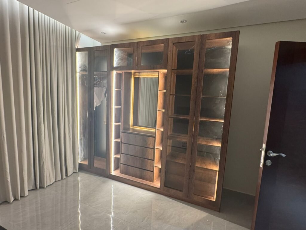 مستودعات تخزين العفش بمدينة مكة