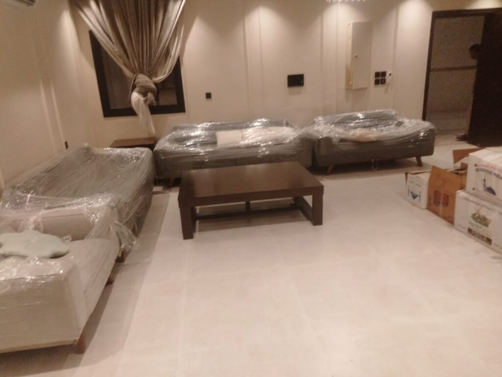 تغليف وتخزين العفش بمدينة مكة المكرمة